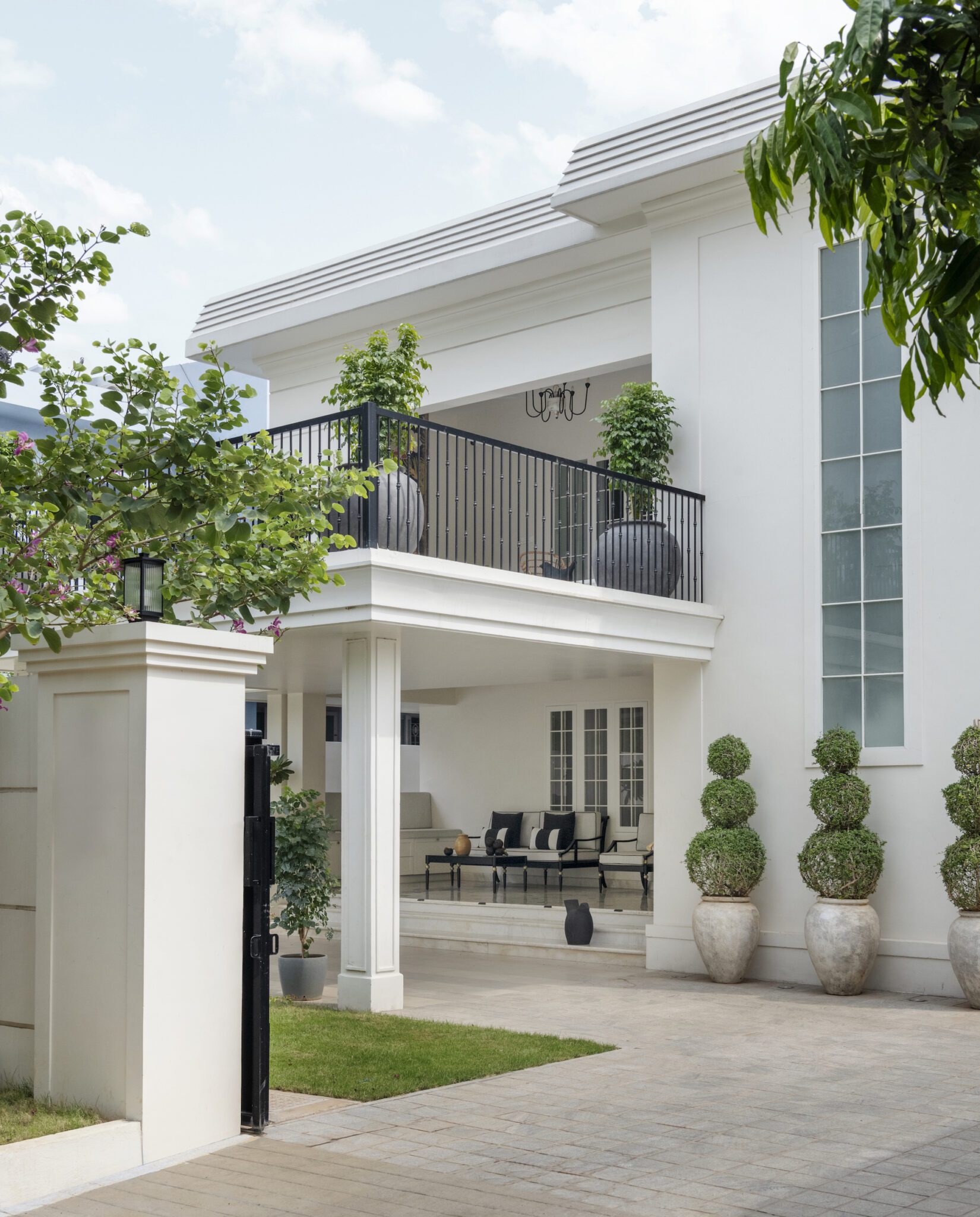 A Timeless Retreat: English Country Charm Meets Modern Elegance in Tirupur, Tamil Nadu — Boketo Interior Concepts, Tirupur, Tamil Nadu