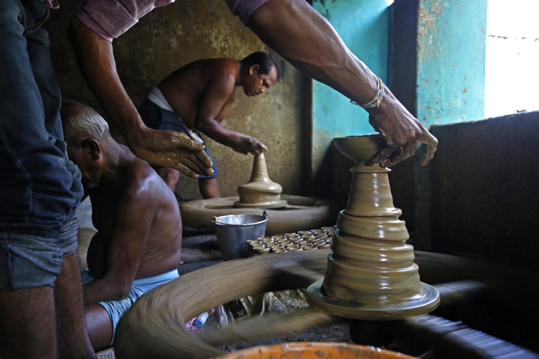 Dastkari Haat Samiti designs the vibrant Shilp Gallery at the new Parliament building showcasing artworks of over 350 craftspeople — interior design by featured studio in India
